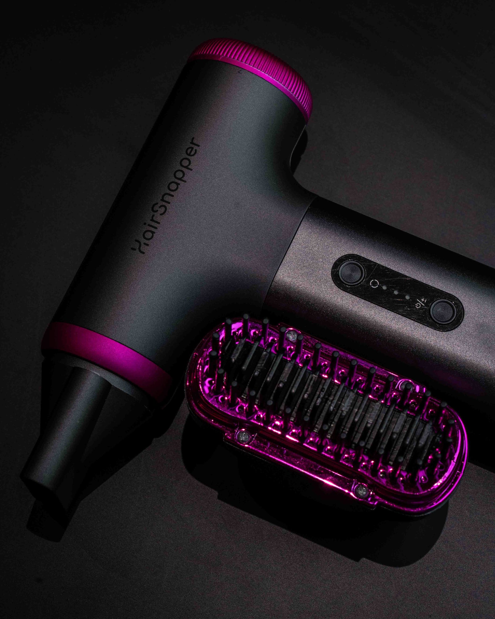Brush. Tre colori. Stessa tecnologia.